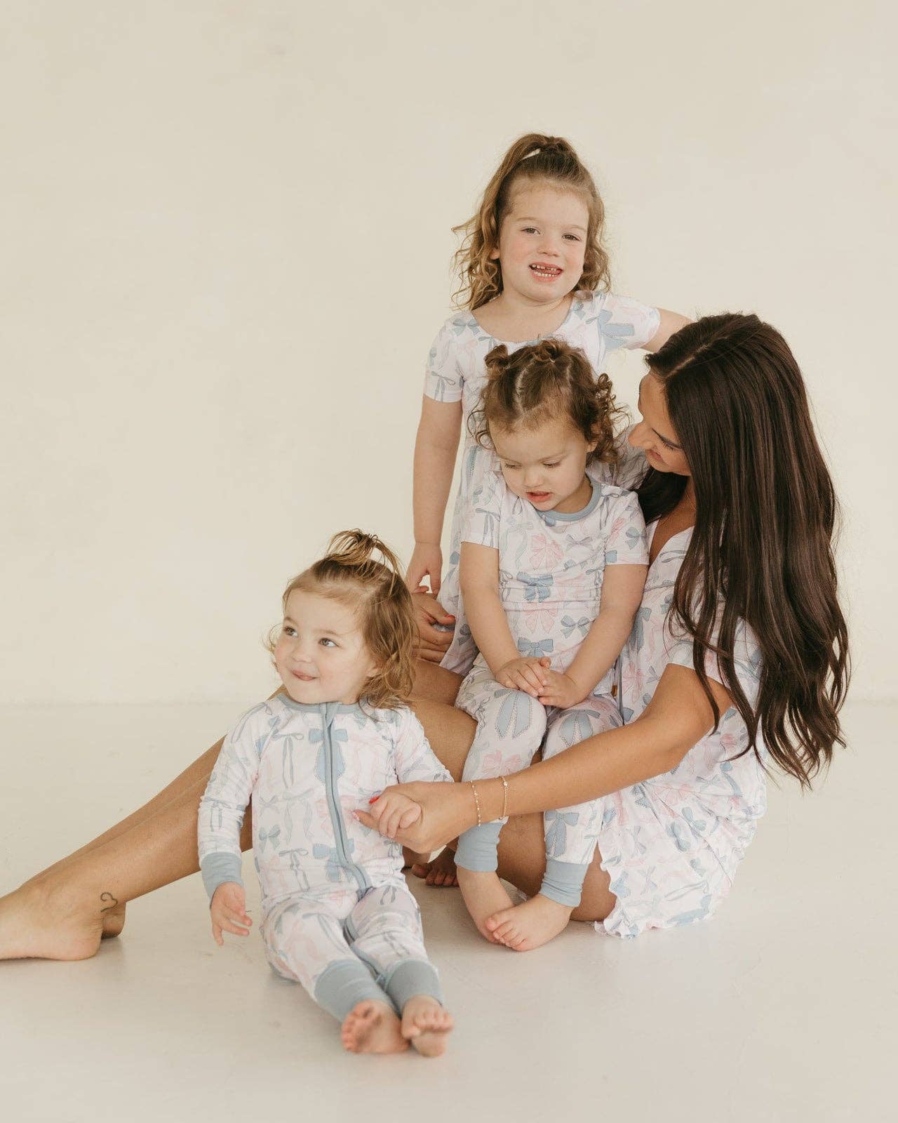Cotton Candy Bows | Women's Bamboo Set